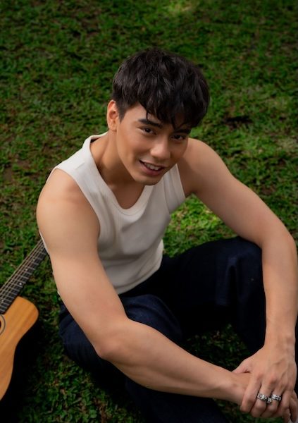“Harana-Pop Heartthrob” Dylan Menor Releases Debut Single “Maghapon”