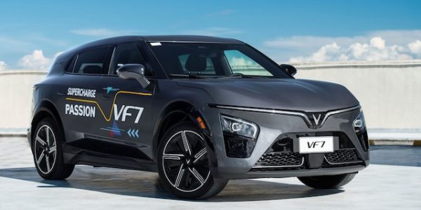 VINFAST VF 7 SIGNALS RISE OF THE FASHION SUV