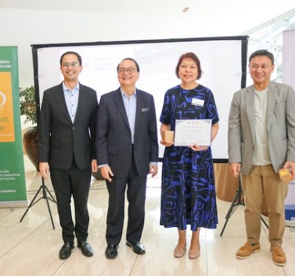 Globe Celebrates Filipino Teachers, Champions Digital Learning During National Teachers’ Month 2025