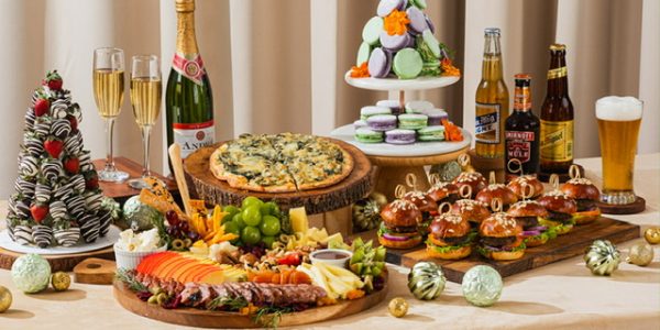 HOLIDAY TRADITIONS MEET CITY CELEBRATIONS AT RICHMONDE HOTELS