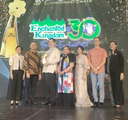 Enchanted Kingdom, two other Filipino companies win ASEAN tourism awards