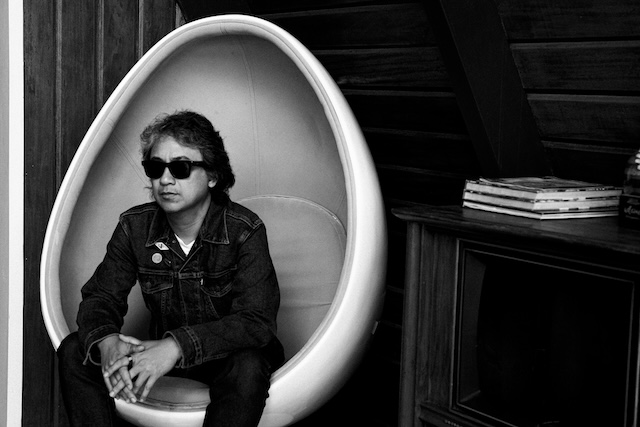 Ely Buendia unveils new “light and optimistic” single “Ate” 