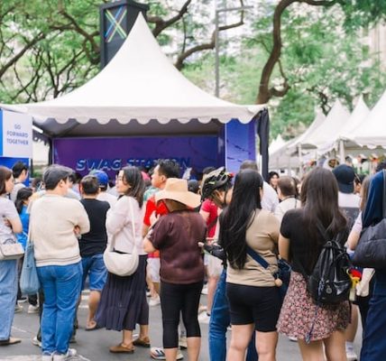 Globe Celebrates Filipino Creativity at Art in the Park’s 20th Anniversary