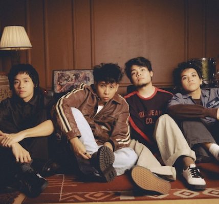 ONE CLICK STRAIGHT signs global management with The Rest Is Noise, announces mini-Asian tour