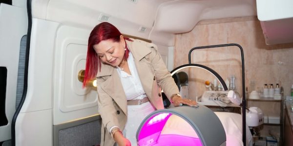Beyond the Clinic: Ysa Luxe Drives a New Era of Mobile Luxury Beauty