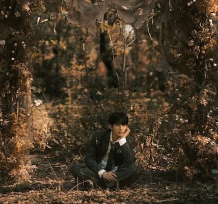 SB19’s justin enlists Maki’s songwriting magic for upcoming new single “dahon”