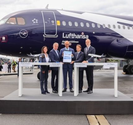 Airbus and Lufthansa Group celebrate 50 years of partnership and agree on future strategic cooperations