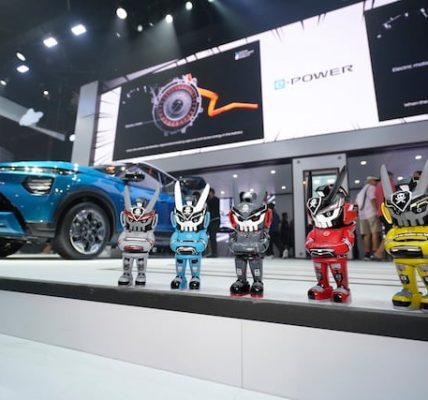 Daring Art in Motion: Nissan and Quiccs Expand Their Creative Collaboration at PIMS