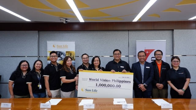 Sun Life Foundation bolsters World Vision Philippines’ disaster response program with PHP 1M donation