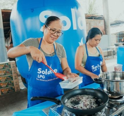 Solane Brings Bayanihan to Life Through The AlabKalinga Community Kitchen