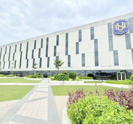 SM expands scholarships for uniformed personnel