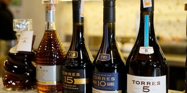 Torres Brings  Global Brand Ambassador Cristobal Cofré to Manila for Two-Night Bar Takeover