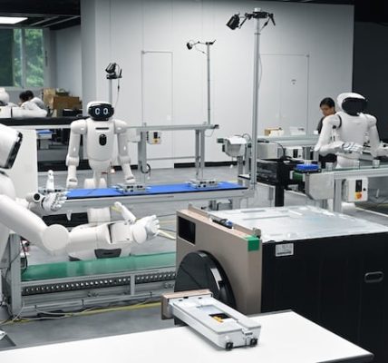 LG’s Robots Are Learning to Clean, Stack and Assemble as NVIDIA Collaboration Deepens