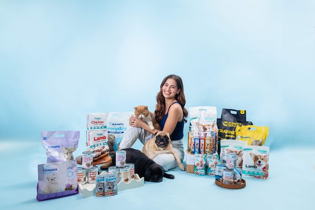Jasmine Curtis-Smith Joins Doggo and Purreetty Superb as Newest Brand Ambassador 